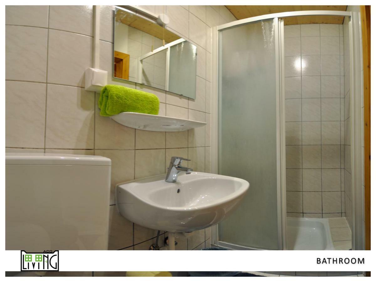 Aco Living - A Cheap Overnight Klagenfurt am Woerthersee Eksteriør billede